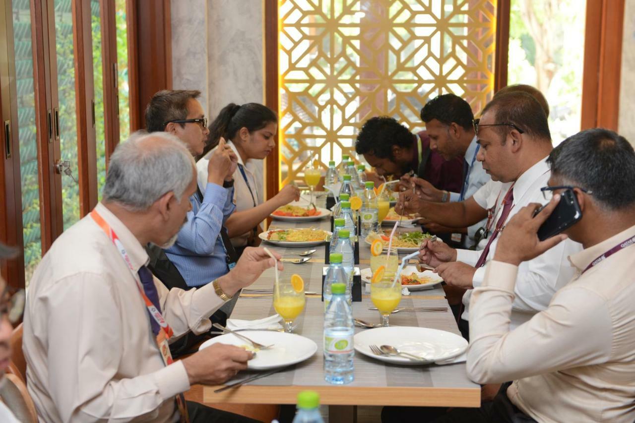 Osmium Hotel Hulhumale Exterior photo